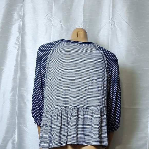 Jolt Blue and White‎ Raglan Peplum Blouse - Picture 5 of 10